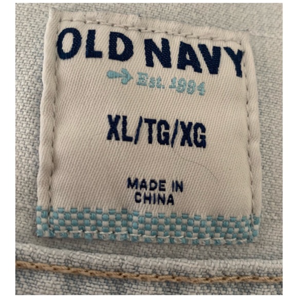 Old Navy Women’s Sleeveless Denim Jacket Vest - Picture 6 of 6